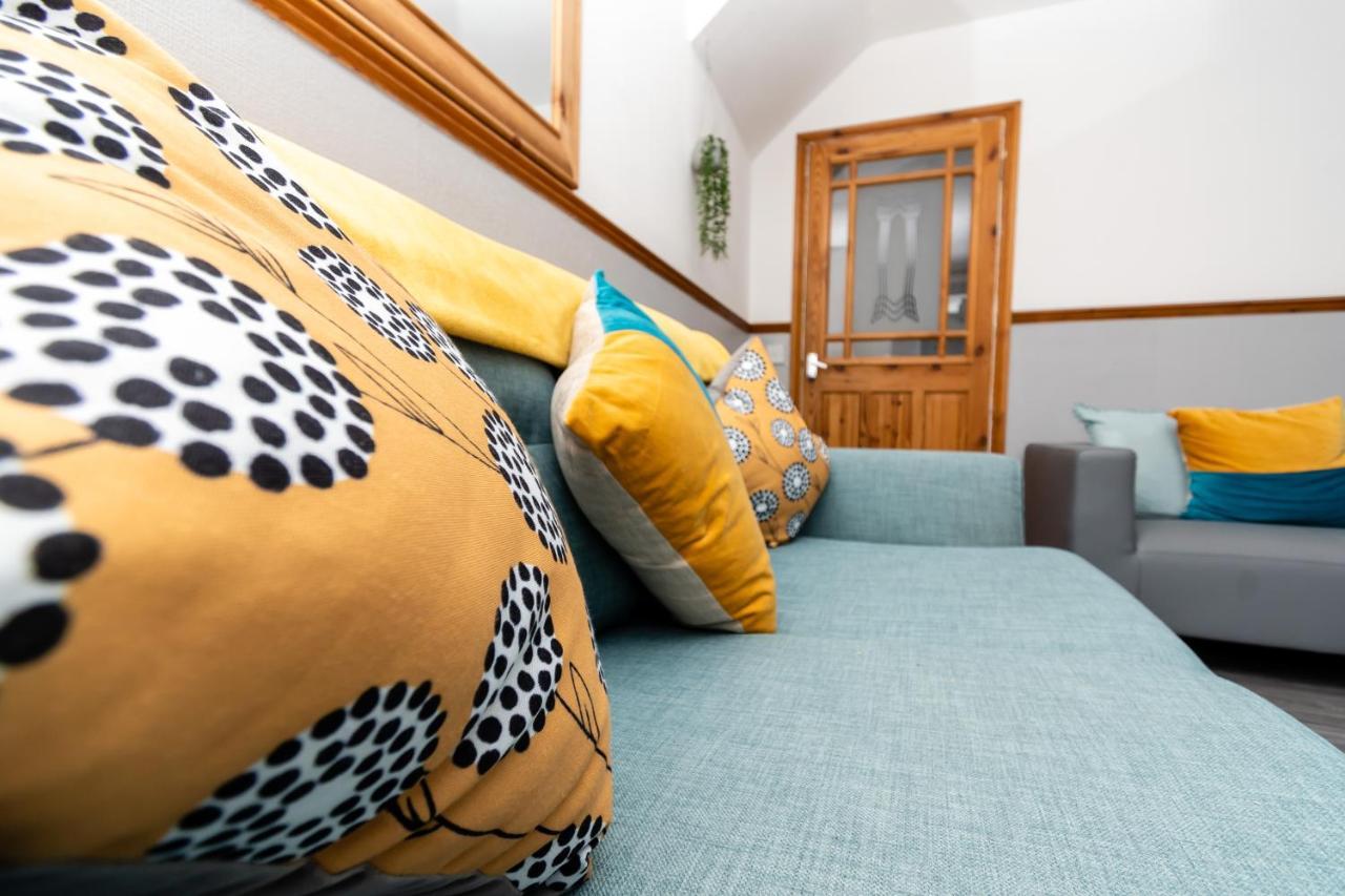 Greenbourne - 4 Bedrooms Sleeps 8 Free Parking Gateshead Dış mekan fotoğraf