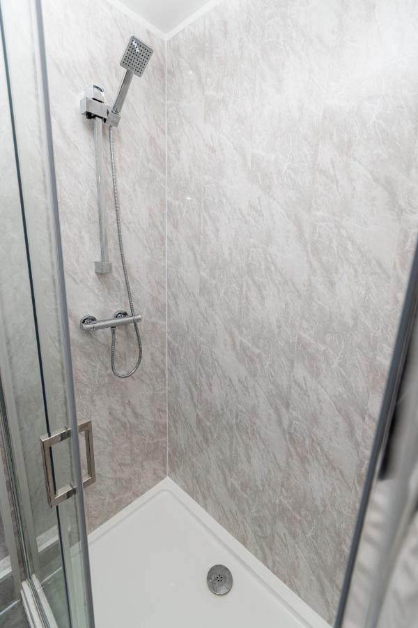 Greenbourne - 4 Bedrooms Sleeps 8 Free Parking Gateshead Dış mekan fotoğraf